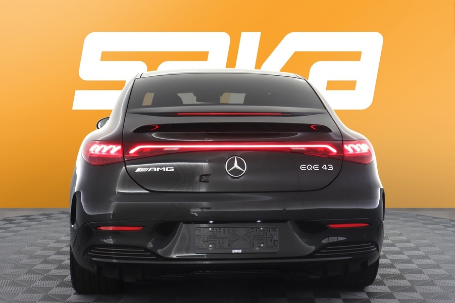 Mercedes-Benz EQE vaihtoauto