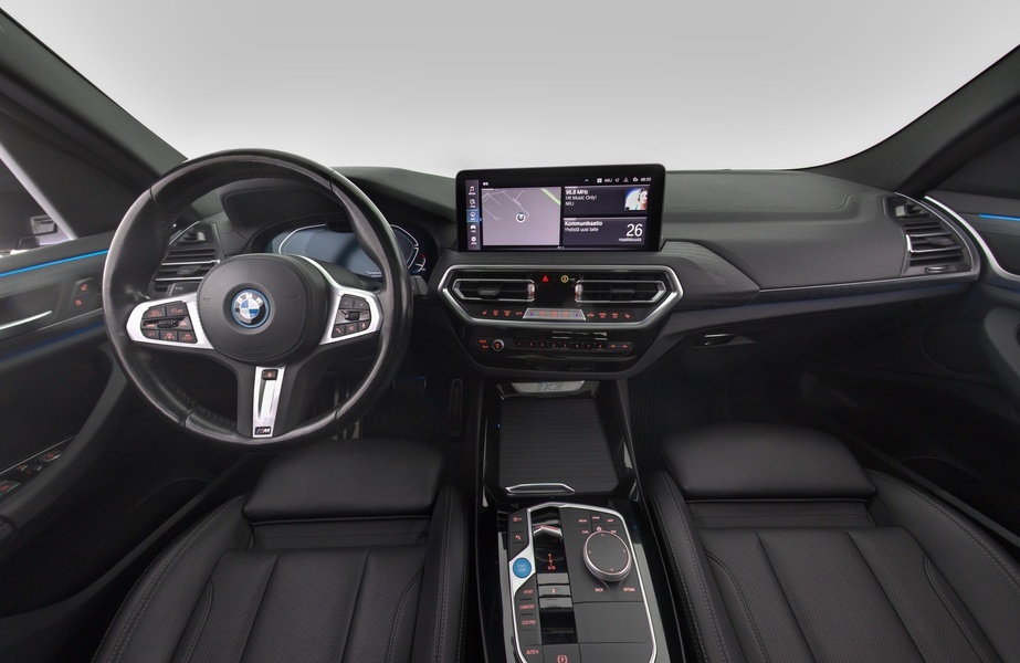 BMW iX3 vaihtoauto