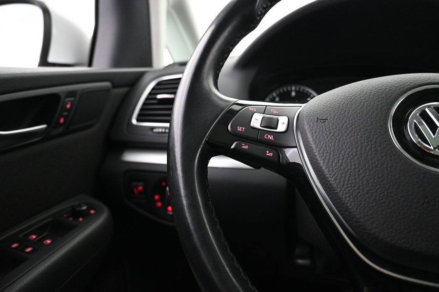 Volkswagen Sharan vaihtoauto