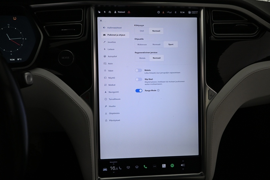 Tesla Model S vaihtoauto