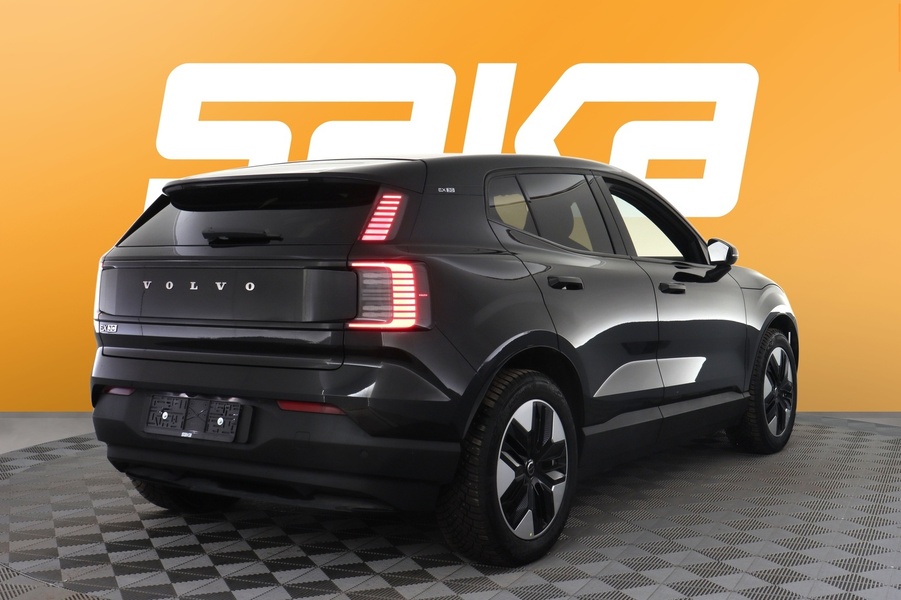 Volvo EX30 vaihtoauto