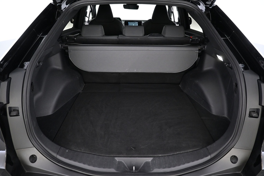 Toyota bZ4X vaihtoauto