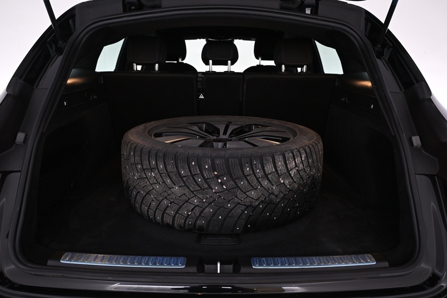 Mercedes-Benz EQC vaihtoauto