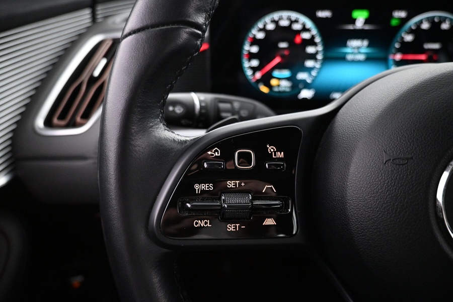 Mercedes-Benz EQC vaihtoauto