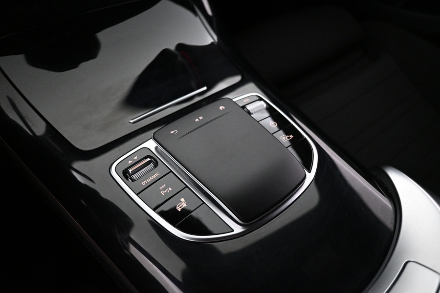 Mercedes-Benz EQC vaihtoauto