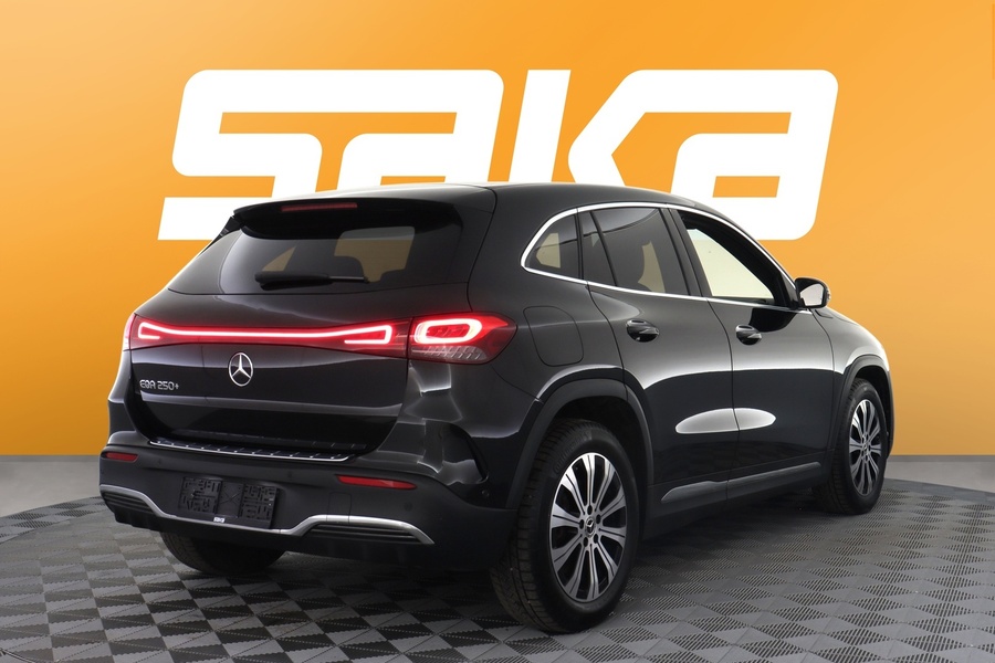 Mercedes-Benz EQA vaihtoauto