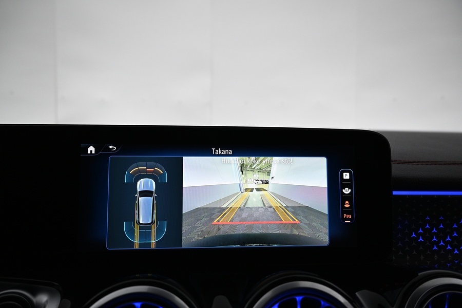 Mercedes-Benz EQB vaihtoauto