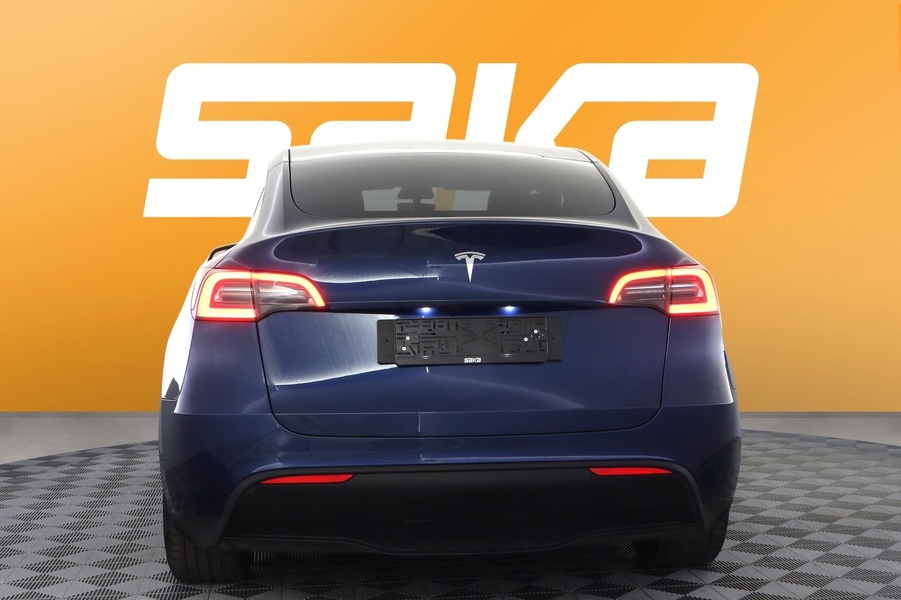 Tesla Model Y vaihtoauto