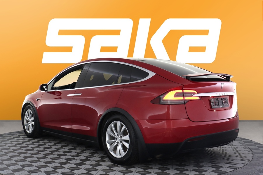 Tesla Model X vaihtoauto