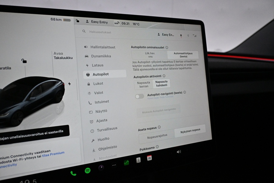 Tesla Model 3 vaihtoauto