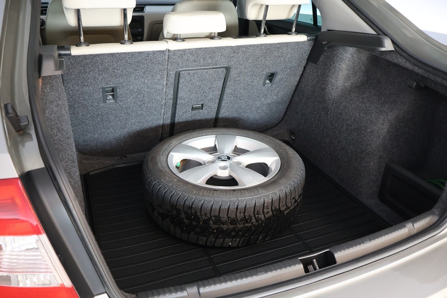 Skoda Rapid vaihtoauto