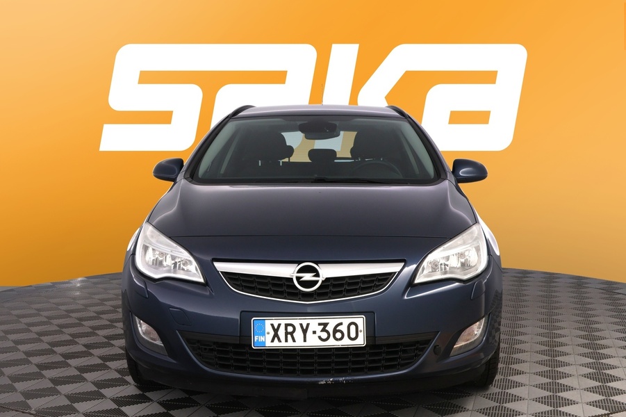 Opel Astra vaihtoauto