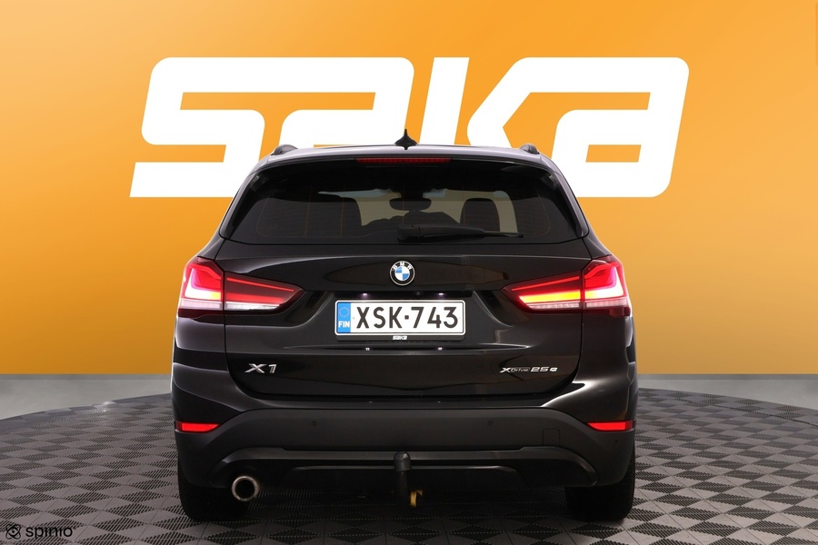 BMW X1 vaihtoauto