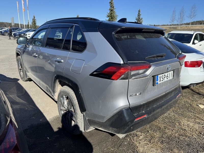 Toyota RAV4 vaihtoauto