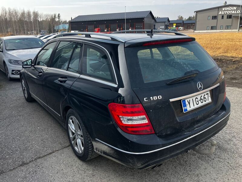Mercedes-Benz C vaihtoauto