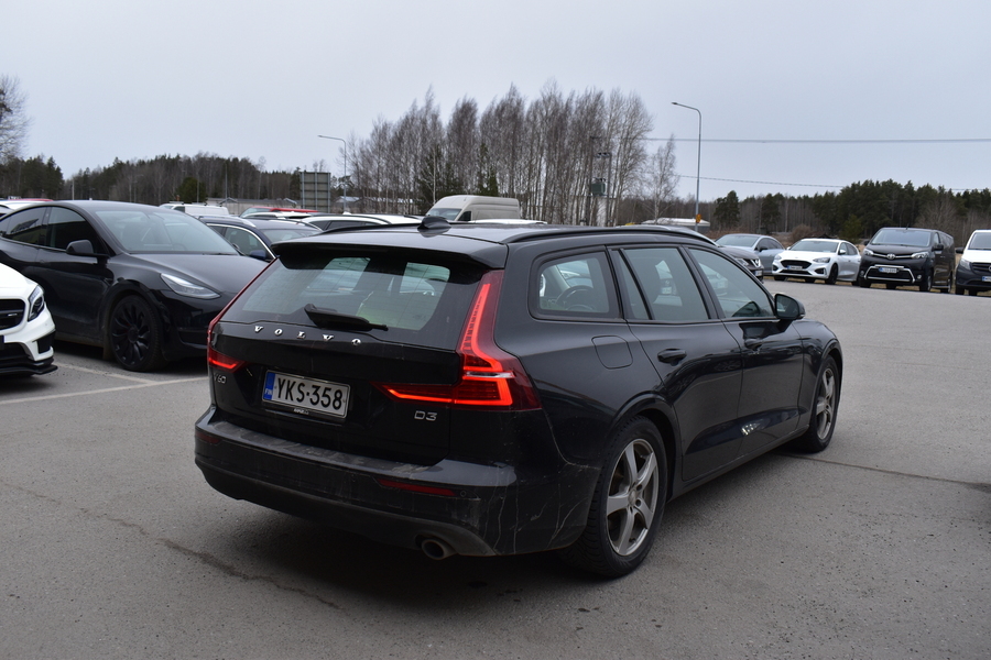 Volvo V60 vaihtoauto