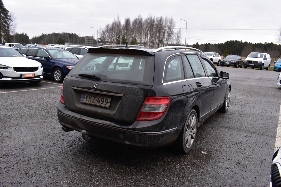 Mercedes-Benz C vaihtoauto