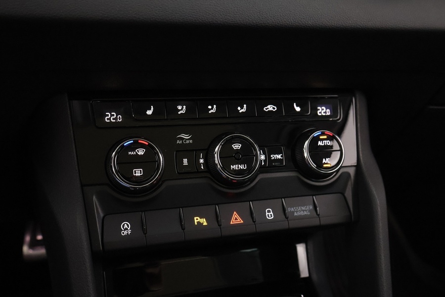 Skoda Karoq vaihtoauto