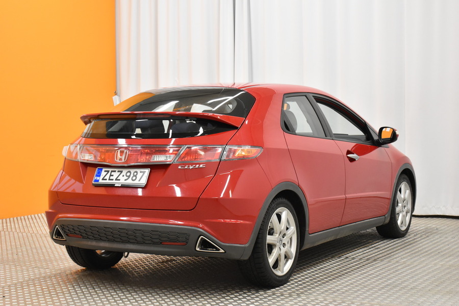 Honda Civic vaihtoauto