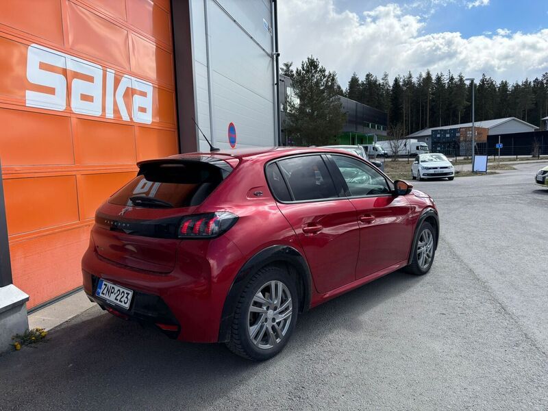 Peugeot e-208 vaihtoauto