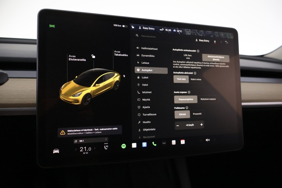 Tesla Model 3 vaihtoauto