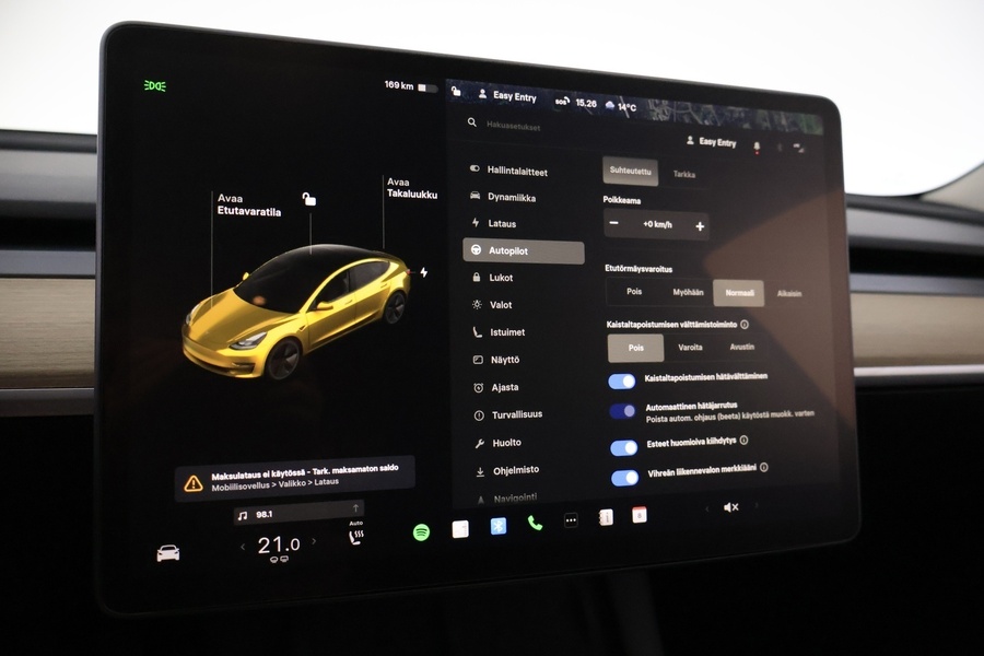 Tesla Model 3 vaihtoauto