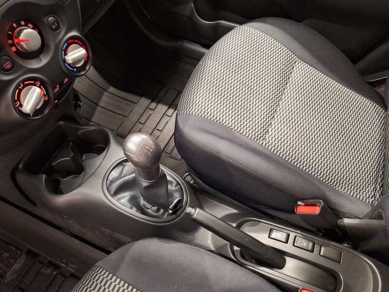 Nissan Micra vaihtoauto