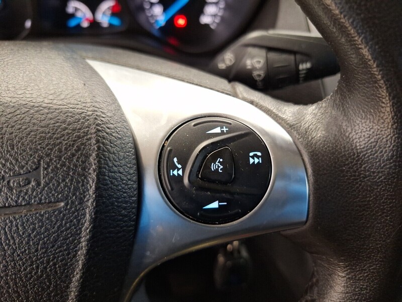 Ford Transit Connect vaihtoauto