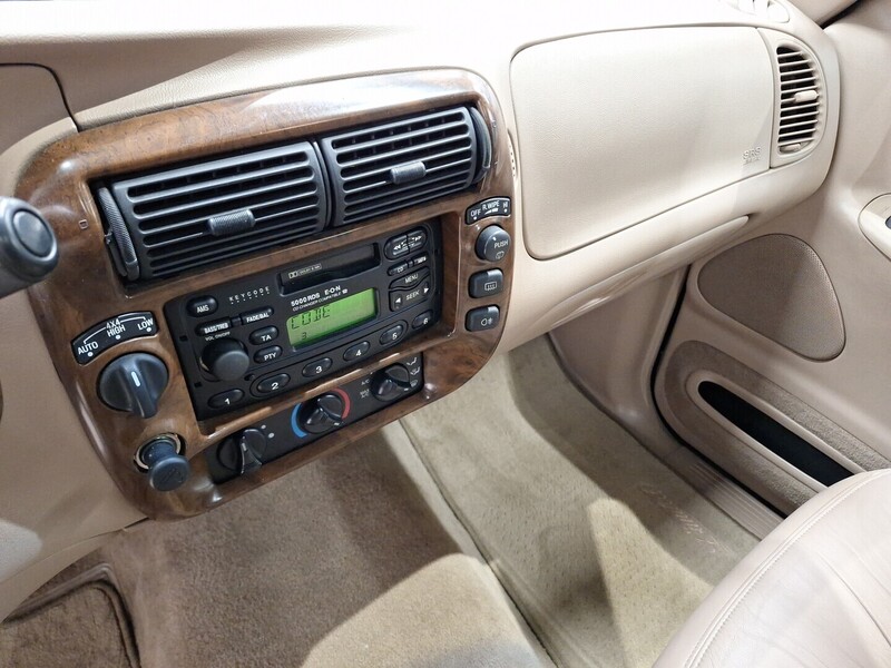 Ford USA Explorer vaihtoauto