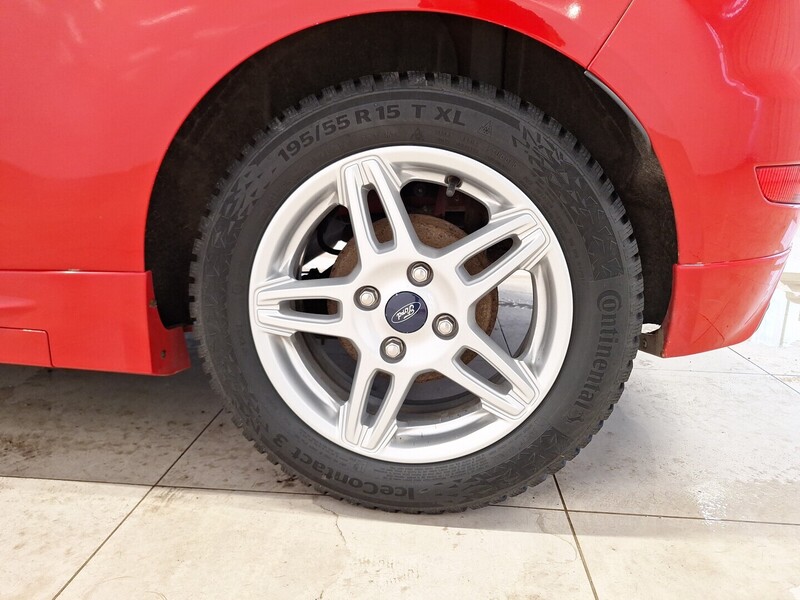 Ford Fiesta vaihtoauto