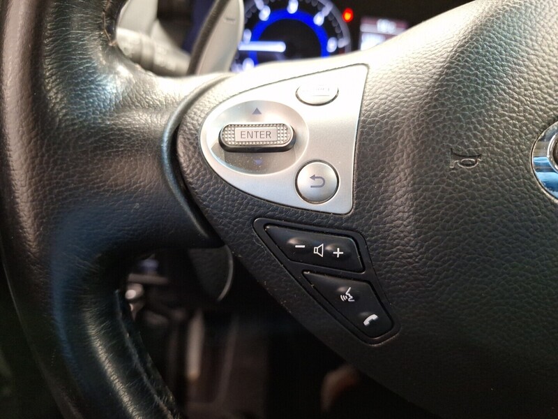 Infiniti FX30d vaihtoauto