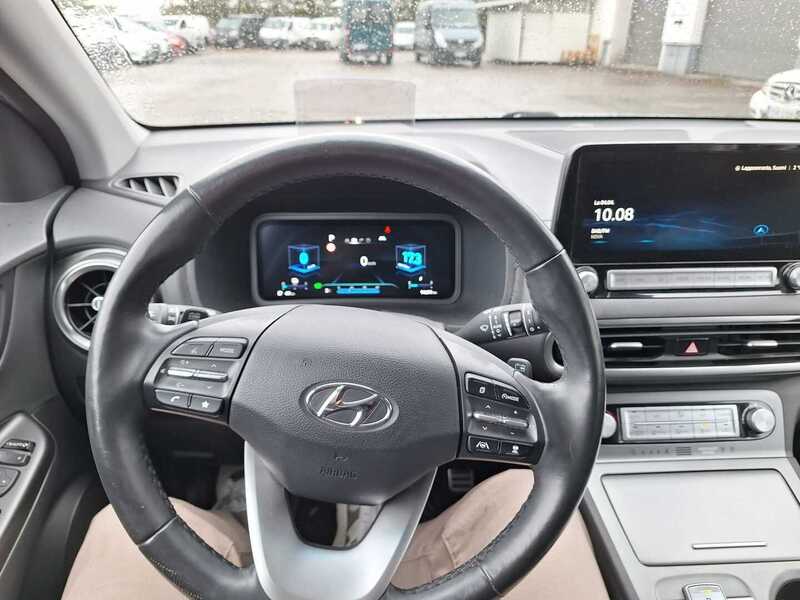 Hyundai Kona vaihtoauto