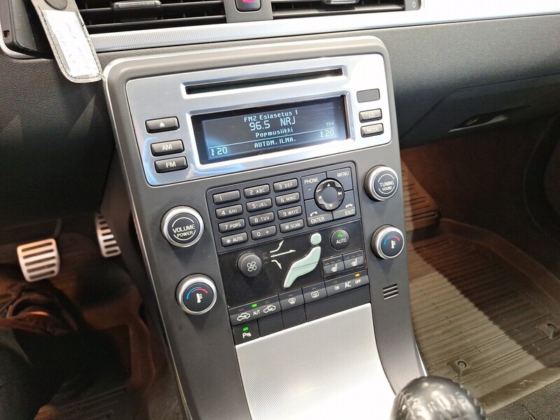 Volvo V70 vaihtoauto