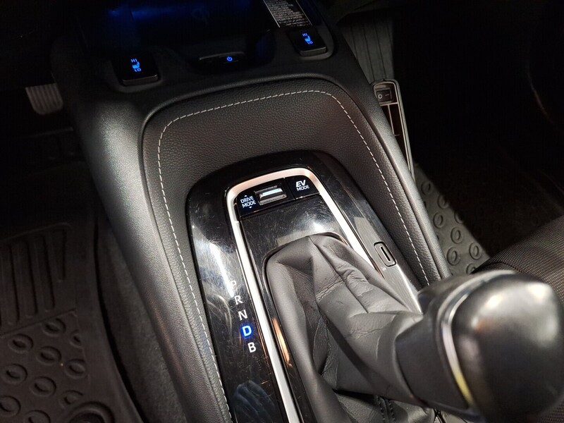 Suzuki Swace vaihtoauto