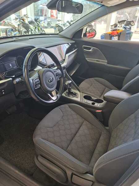 Kia Niro plug-in vaihtoauto