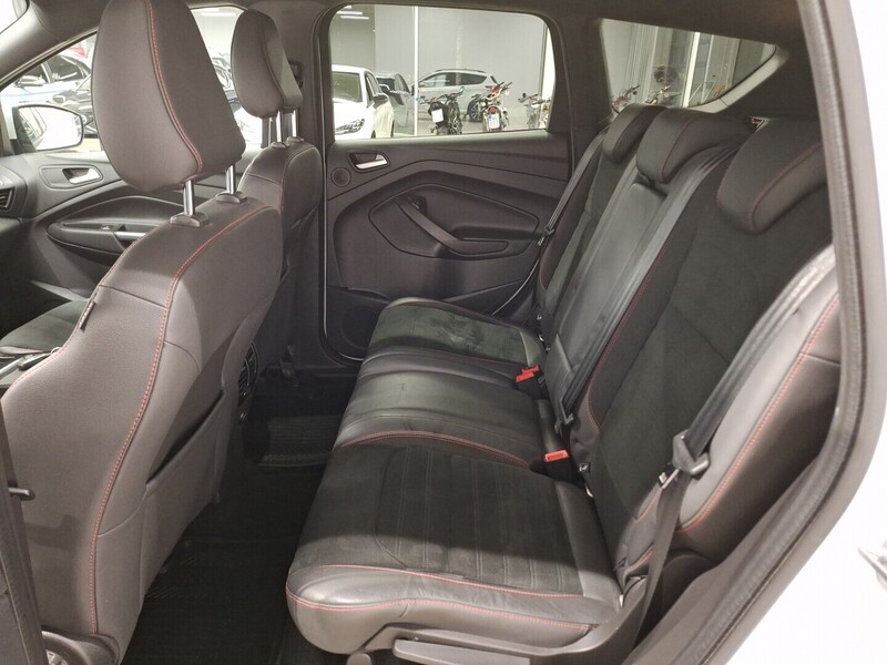 Ford Kuga vaihtoauto