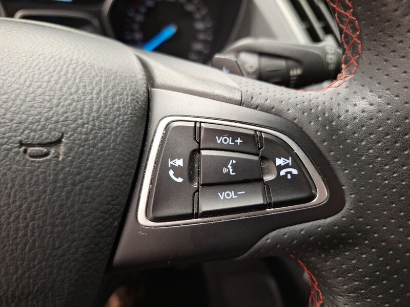 Ford Kuga vaihtoauto