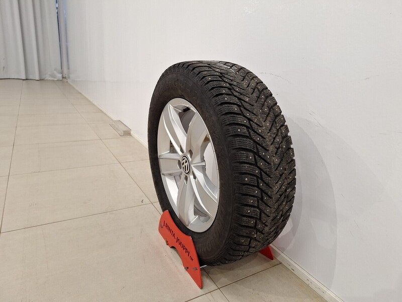 Volkswagen T-Roc vaihtoauto