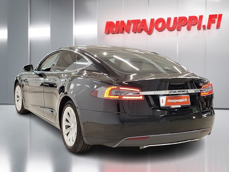 Tesla Model S vaihtoauto