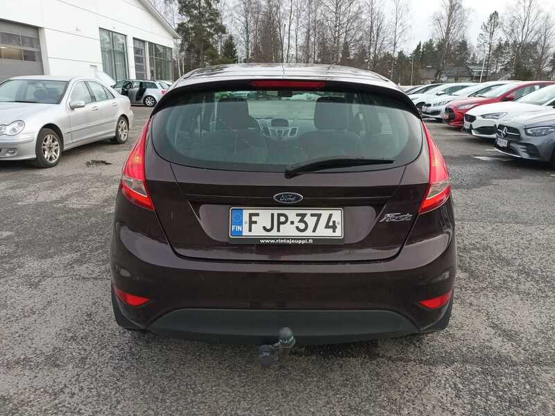 Ford Fiesta vaihtoauto
