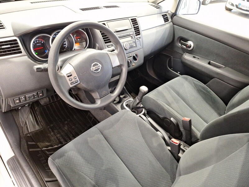 Nissan Tiida vaihtoauto