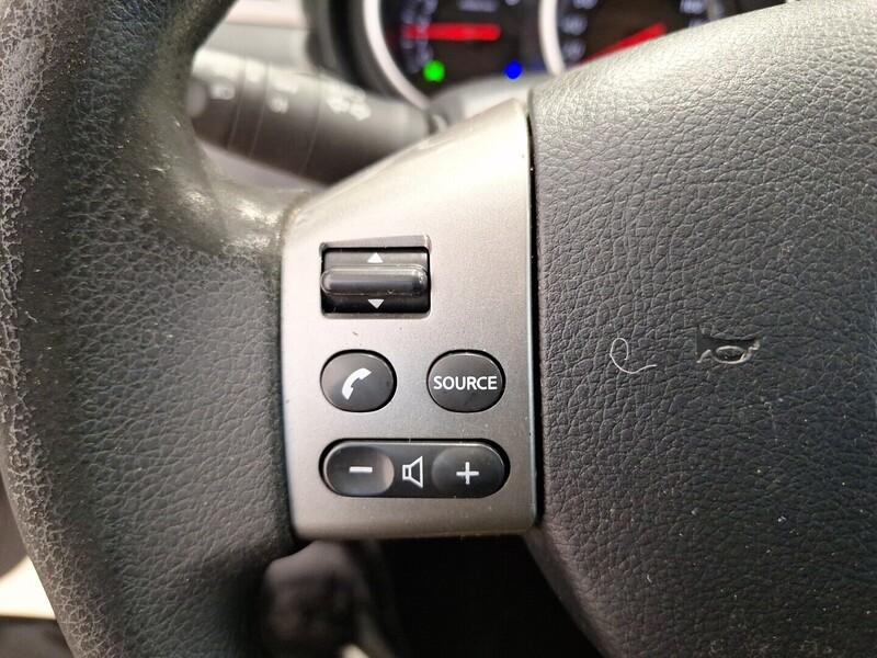 Nissan Tiida vaihtoauto