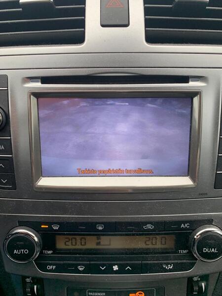 Toyota Avensis vaihtoauto