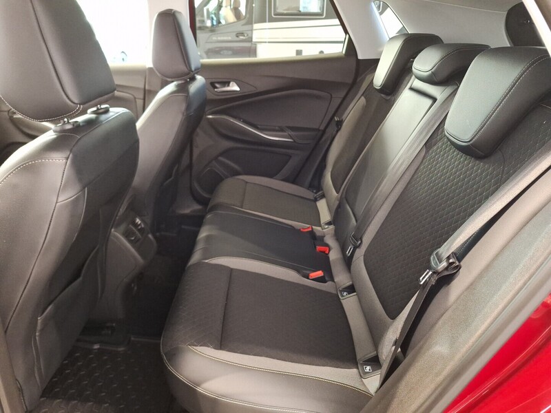 Opel Grandland X vaihtoauto