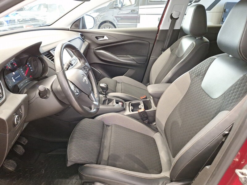 Opel Grandland X vaihtoauto
