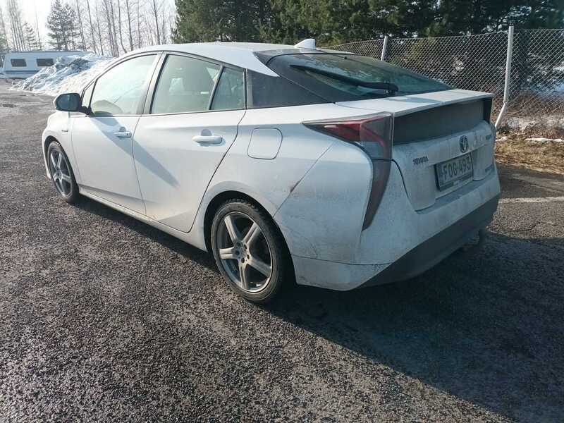 Toyota Prius vaihtoauto