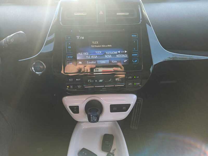 Toyota Prius vaihtoauto