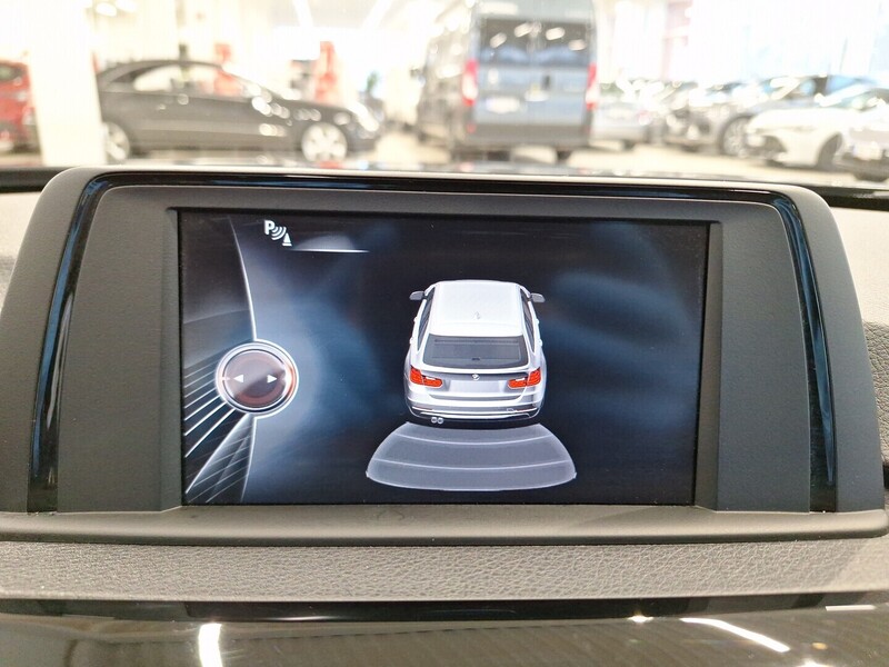 BMW 330 vaihtoauto