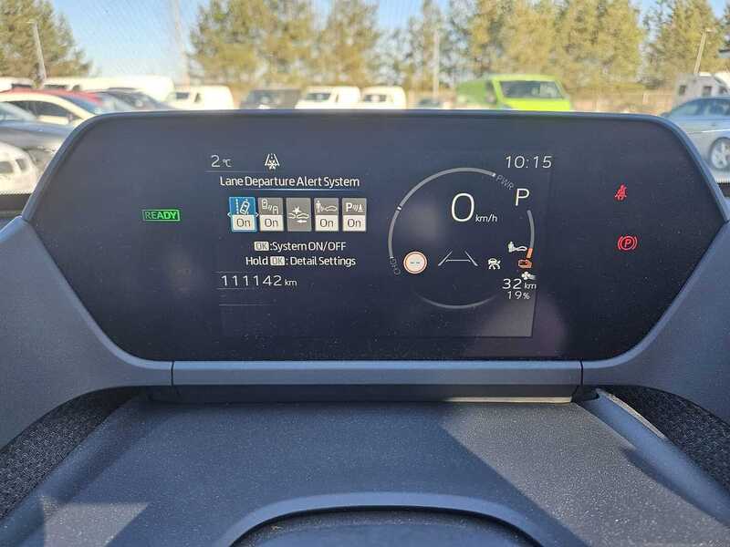 Toyota bZ4X vaihtoauto