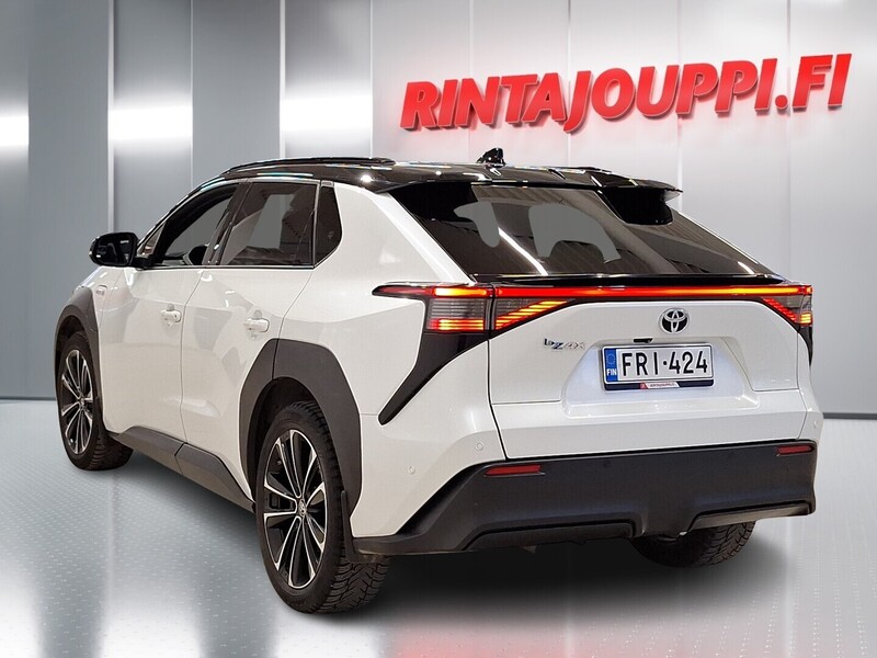 Toyota bZ4X vaihtoauto